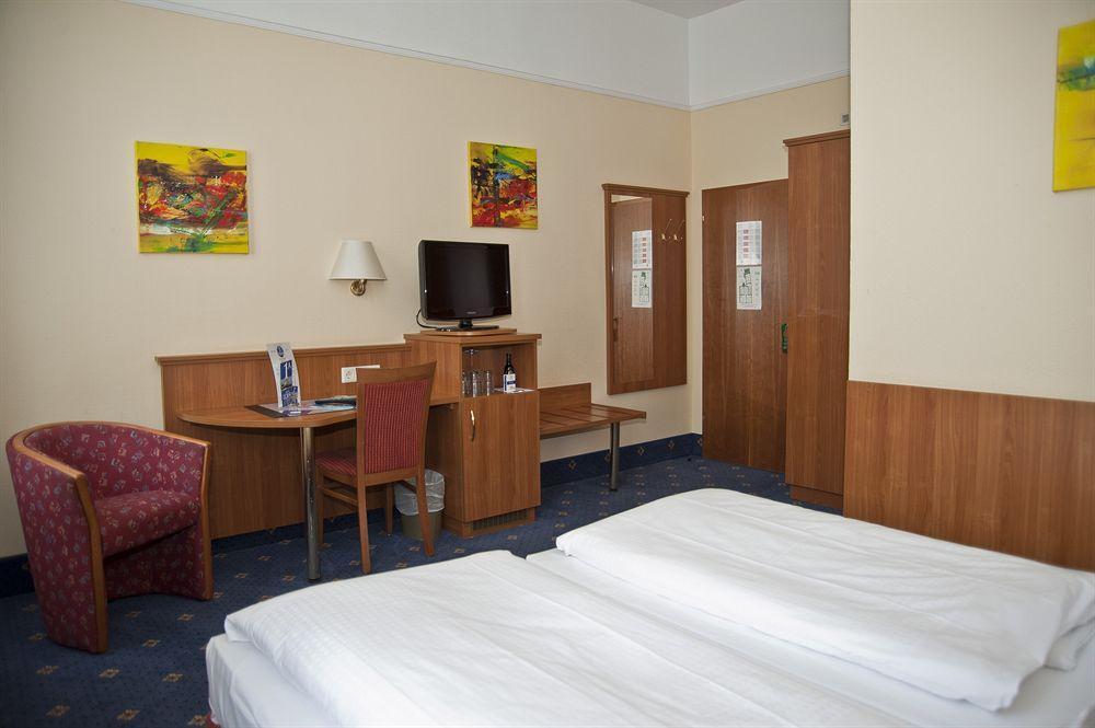 Doria Hotel Dusseldorf Ngoại thất bức ảnh