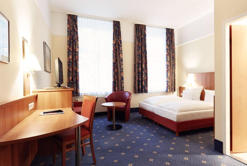 Doria Hotel Dusseldorf Ngoại thất bức ảnh