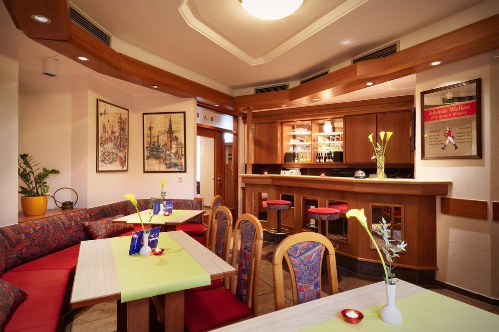 Doria Hotel Dusseldorf Ngoại thất bức ảnh