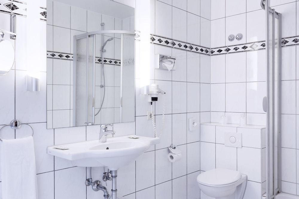 Doria Hotel Dusseldorf Ngoại thất bức ảnh
