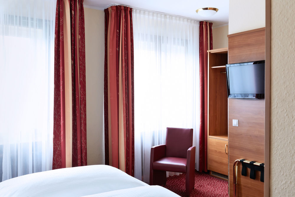 Doria Hotel Dusseldorf Ngoại thất bức ảnh